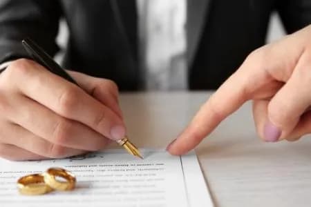 Брачный договор и договор о разделе имущества. В чем разница?