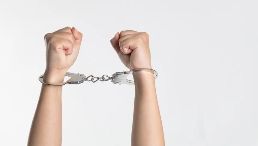 Анализ ст. 364 УК Украины в разрезе совершения действий в интересах государства