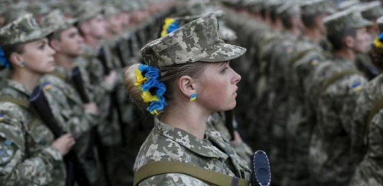 Теперь женщины соответствующих профессий будут служить в армии?